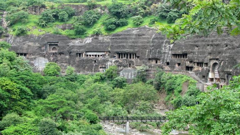 ajanta-caves-temple_1420620891