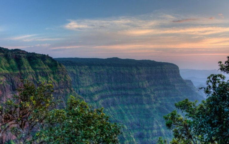 Sunset-point-Mahabaleshwar